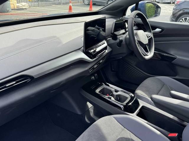 2023 Volkswagen Id.5 Style 77kWh Pro Performance 204PS Automatic *20' Alloys/Swivel Tow Bar*