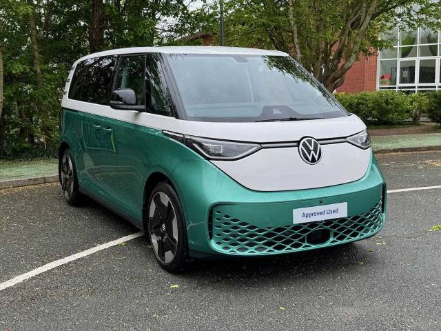 Volkswagen Id. Buzz Style SWB 77kWh Pro 204PS Automatic Passenger Carrier Electric Candy White / Bay Leaf Green Metallic