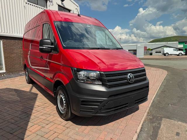 Volkswagen Crafter 2.0 TDI CR35 Commerce FWD MWB High Roof Euro 6 (s/s) 5dr Panel Van Diesel Cherry Red