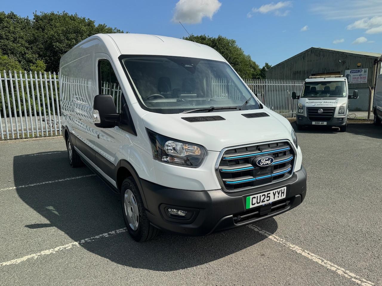 2024 Ford E-Transit
