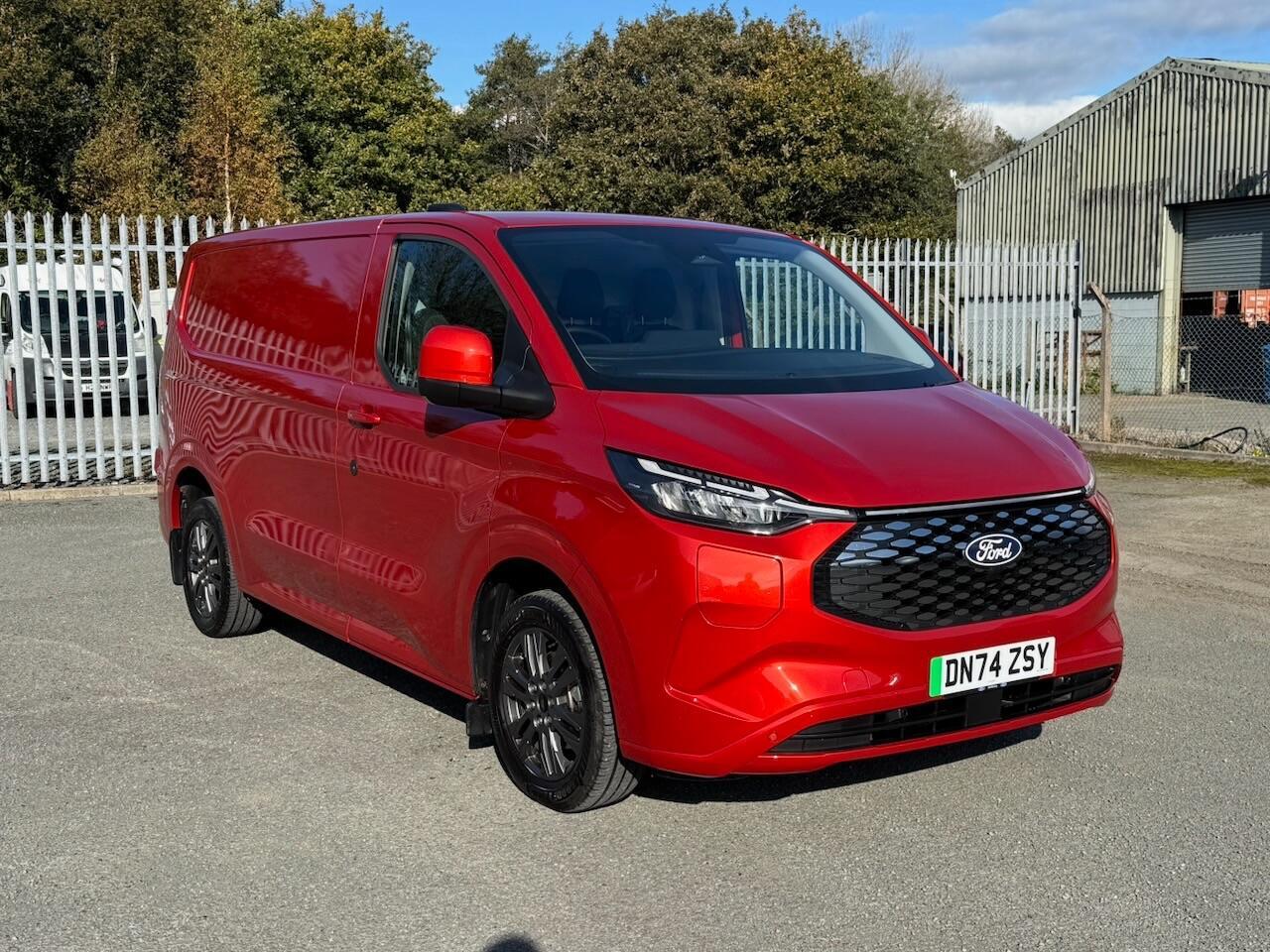 2024 Ford E-Transit Custom