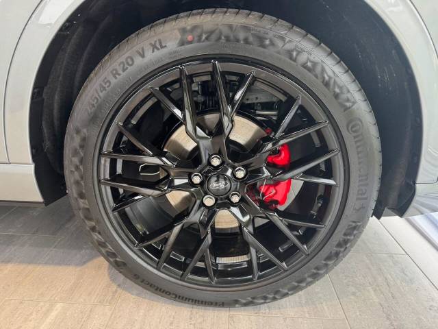 2025 Ford Kuga 2.5 Duratec 14.4kWh ST-Line X Black Package CVT Euro 6 (s/s) 5dr