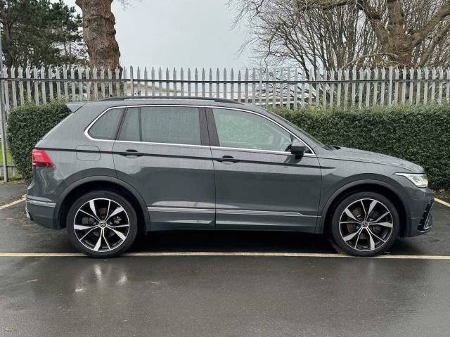 2022 Volkswagen Tiguan PA R-Line 1.4 TSI 245PS PHEV 6-speed DSG 5 door