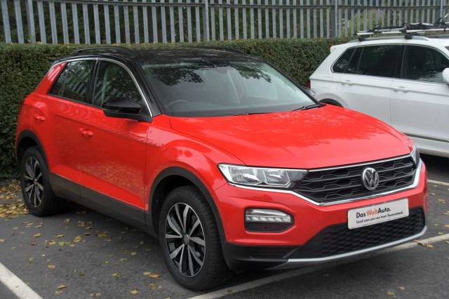 Volkswagen T-Roc 2017 1.0 TSI SE 115PS Hatchback Petrol Flash Red