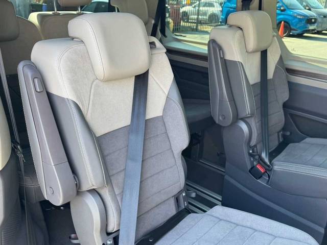 2025 Volkswagen Multivan 2.0 TDI Style 5dr DSG