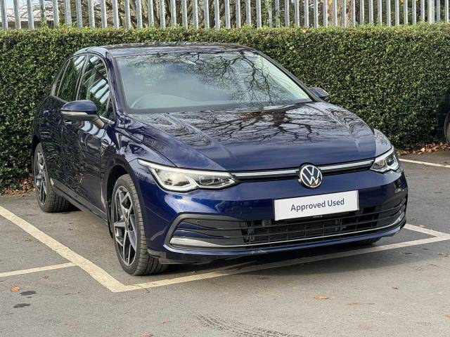 Volkswagen Golf MK8 Hatchback 5-Dr 1.5 TSI 150ps Style Ed EVO Hatchback Petrol Atlantic Blue