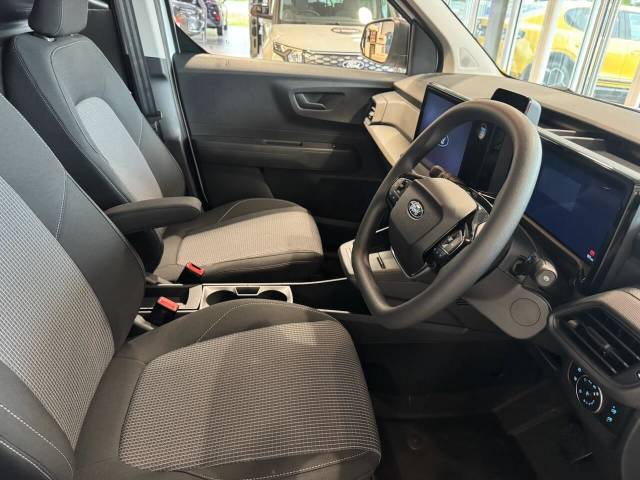 2026 Ford E-Transit Courier 43kWh Trend Panel Van 5dr Electric Auto SWB (136 ps)