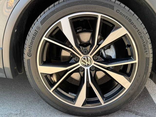 2021 Volkswagen Tiguan 2.0 TDI 4Motion R-Line 5dr DSG