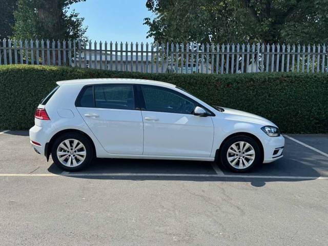 2017 Volkswagen Golf MK7 Facelift 1.6 TDI SE Nav 115PS 5dr
