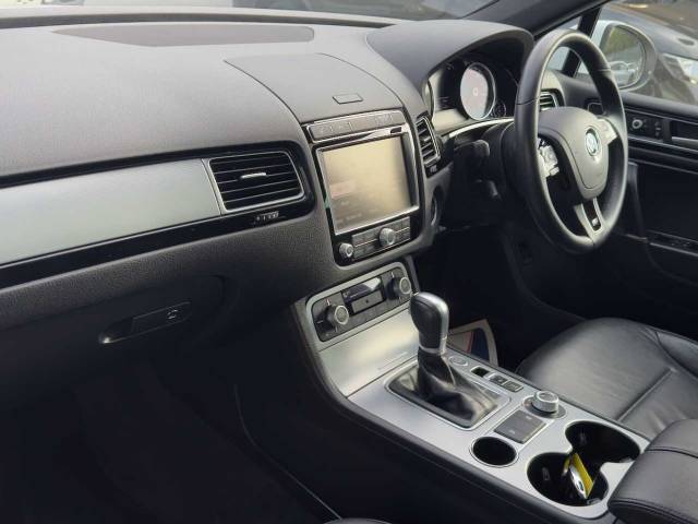 2015 Volkswagen Touareg 3.0 V6 TDI BlueMotion Tech 262 R-Line 5dr Tip Auto