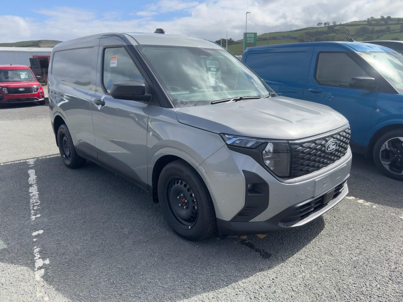 2026 Ford E-Transit Courier
