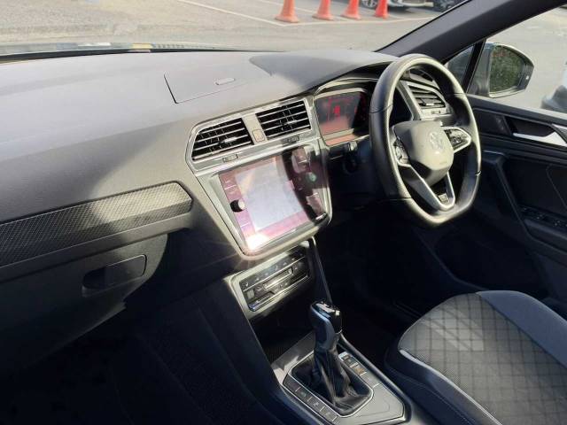 2023 Volkswagen Tiguan 2.0 TDI R-Line Edition 5dr DSG