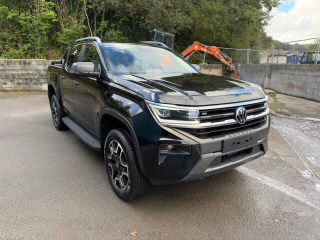 Volkswagen Amarok 3.0 TDI V6 PanAmericana Auto 4Motion Euro 6 (s/s) 4dr Pickup Diesel Midnight Black