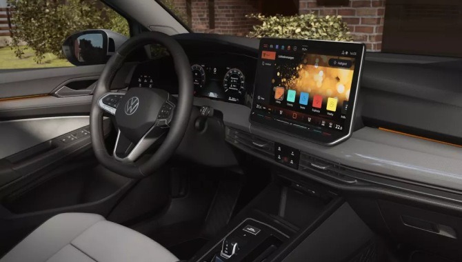 New Volkswagen Golf Estate - Interior